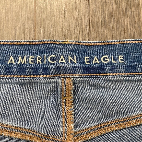 American Eagle High Waist Skater Jeans - Picture 4 of 10